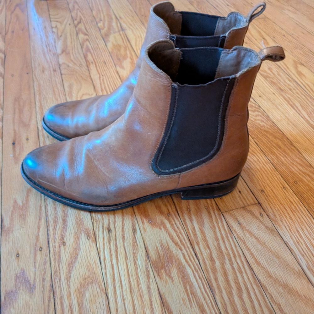 Thursday Chelsea Boot